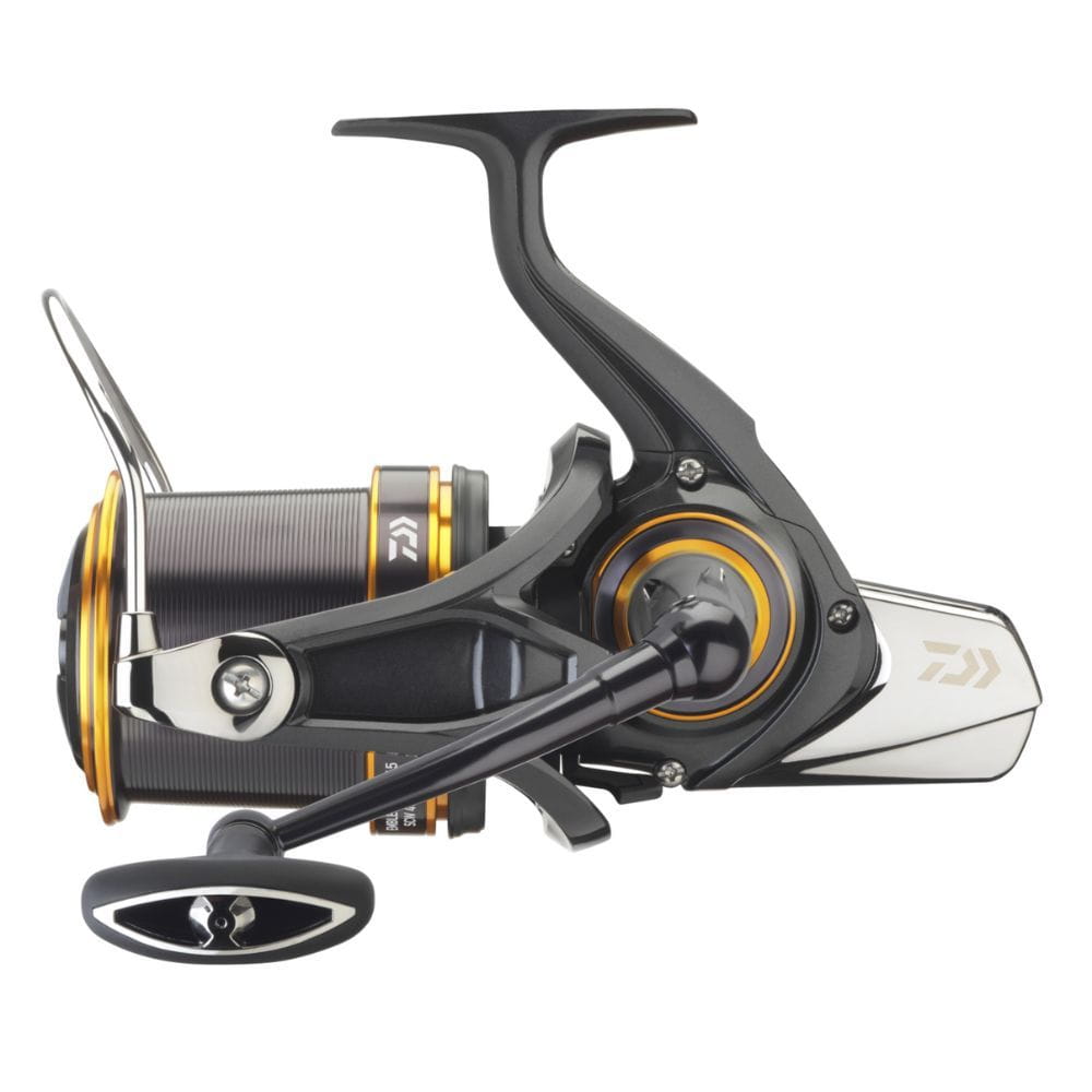 Daiwa Naviják 23 Emblem Surf 45 SCW QD