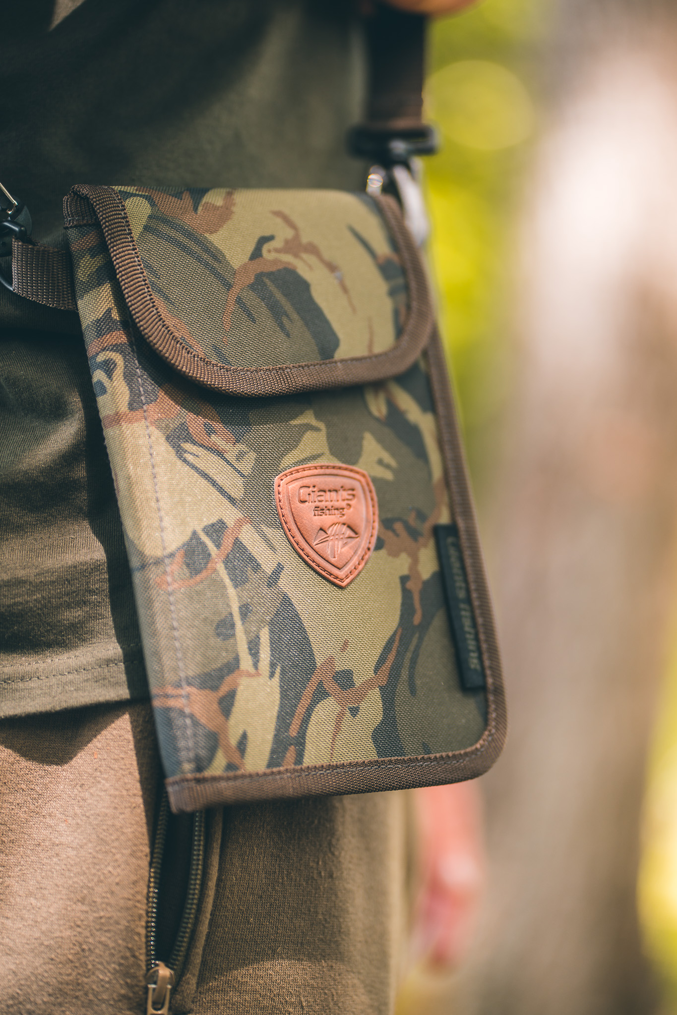 Giants Fishing Pouzdro na Doklady a Telefon Security Pouch - Obrázek 5