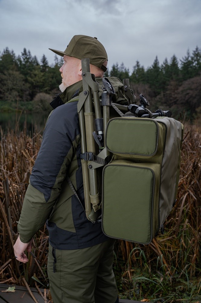 Korum Batoh Progress Ruckbag 35l (obrázek 5)