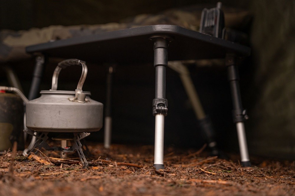 Avid Carp Stolek Do Bivaku Revolve Bivvy Table (obrázek 9)