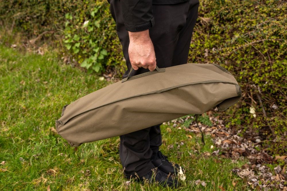 Avid Carp Křeslo Revolve Low Chair (obrázek 8)