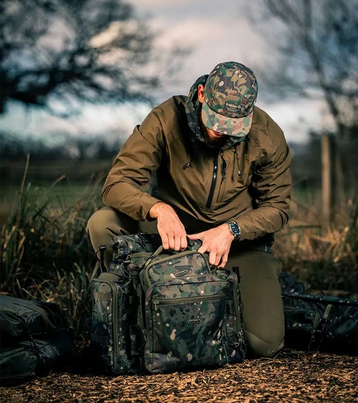 Trakker Products Trakker Batoh NXC Camo Scout Rucksack (obrázek 11)