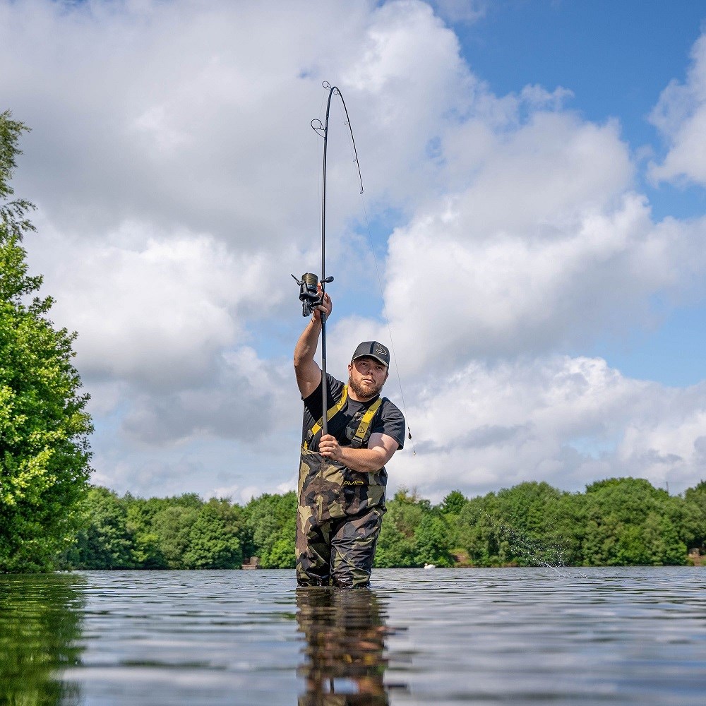 Avid Carp Prut Elevate 12ft 3,6m 3,75lb 2-díl (obrázek 11)