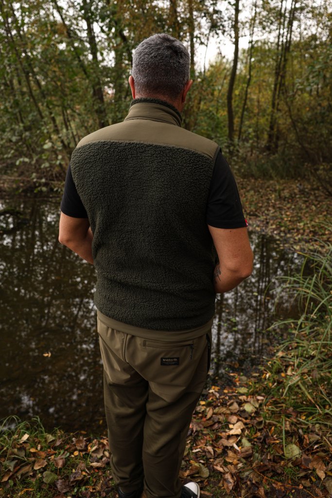 Trakker Products Traker Vesta TechPro Sherpa Bodywarmer Velikost: M (obrázek 9)