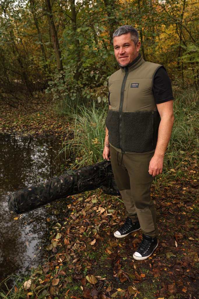 Trakker Products Traker Vesta TechPro Sherpa Bodywarmer Velikost: M (obrázek 10)