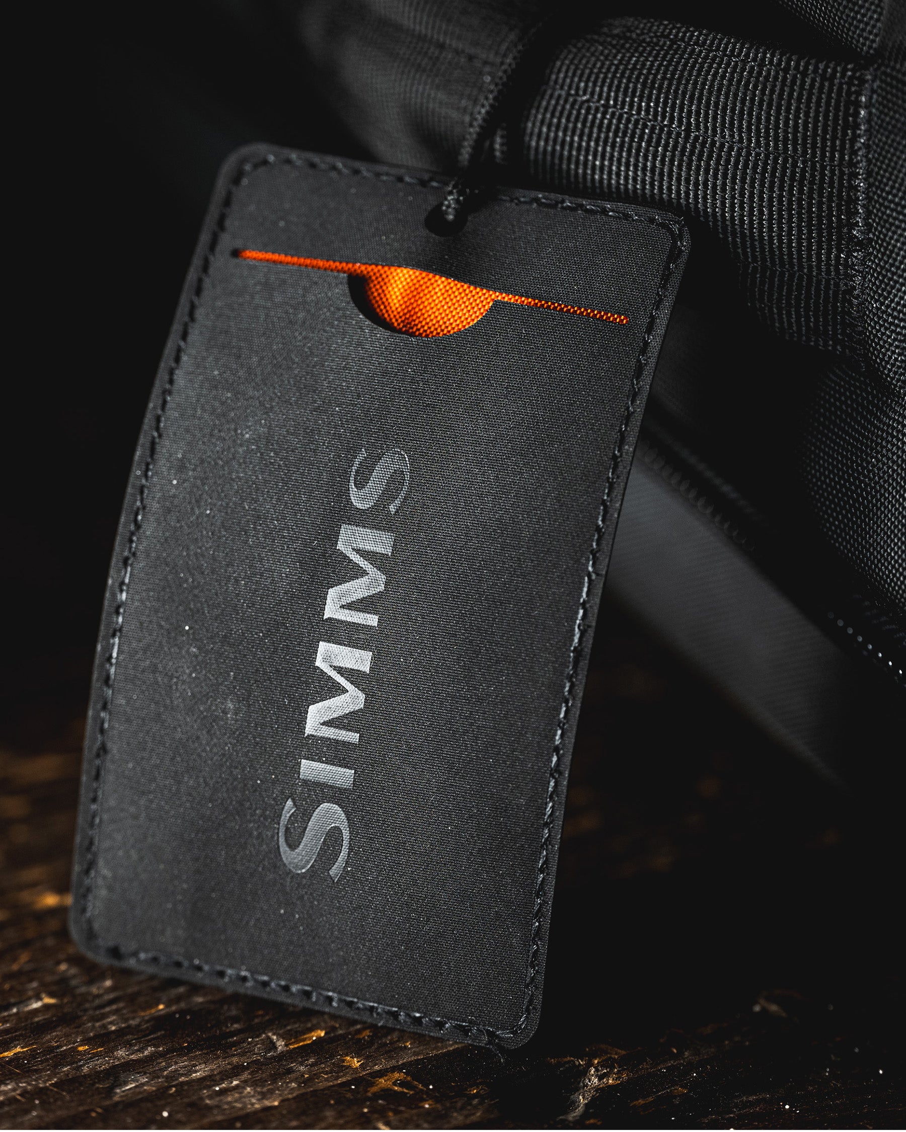 Simms Kufr Tailwind Roller Black (obrázek 10)