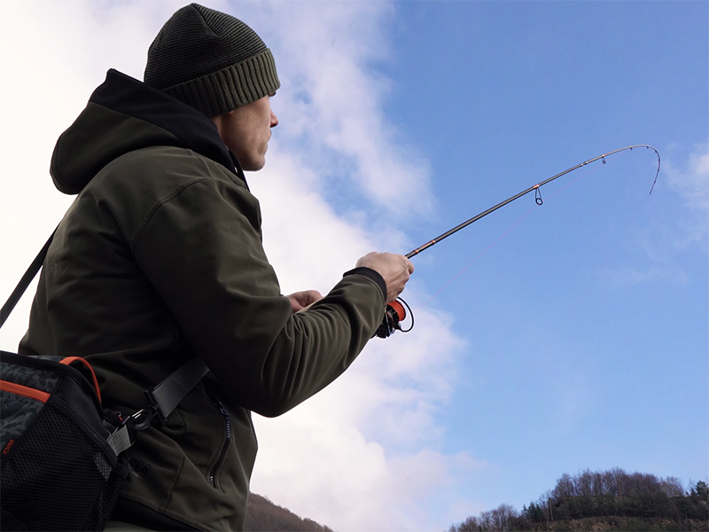 Delphin Prut Corx Spin Hard 2,4m 50g 2-díl (obrázek 7)