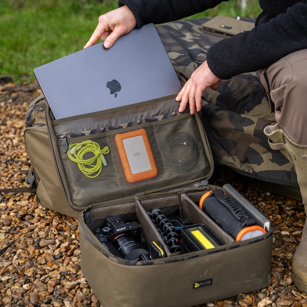 Avid Carp Pouzdro Na Elektroniku RVS Tech Pack XL (obrázek 10)