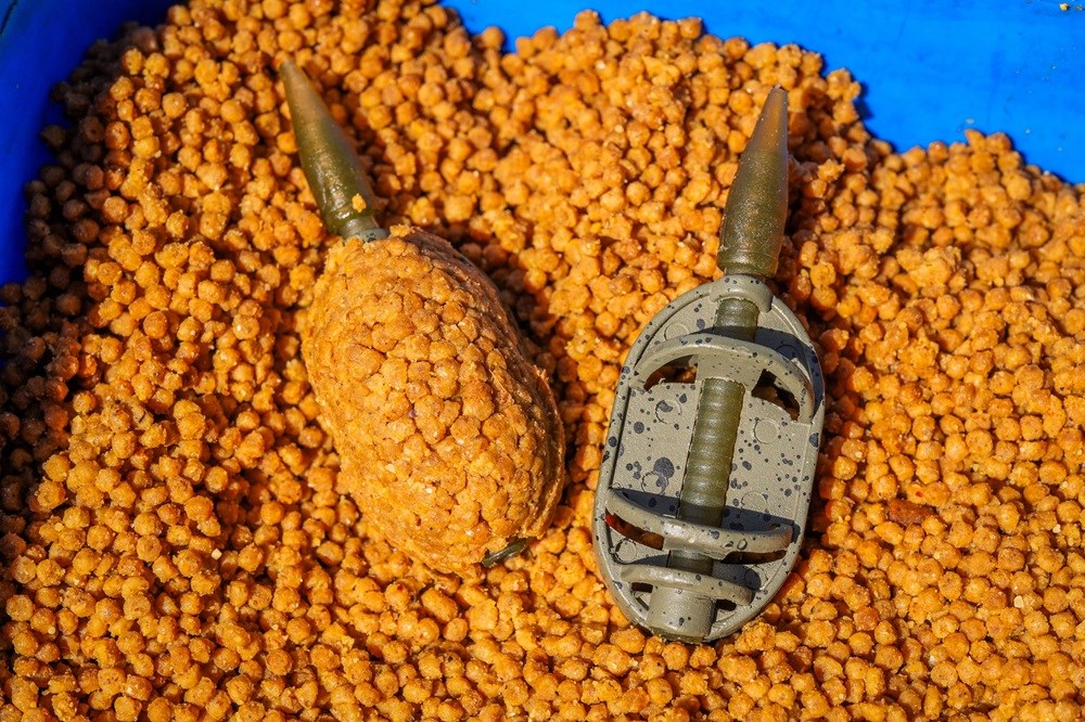 Preston Krmítko ICS In-Line Dura Flat Method Hmotnost: 75g, Velikost: Large (obrázek 8)