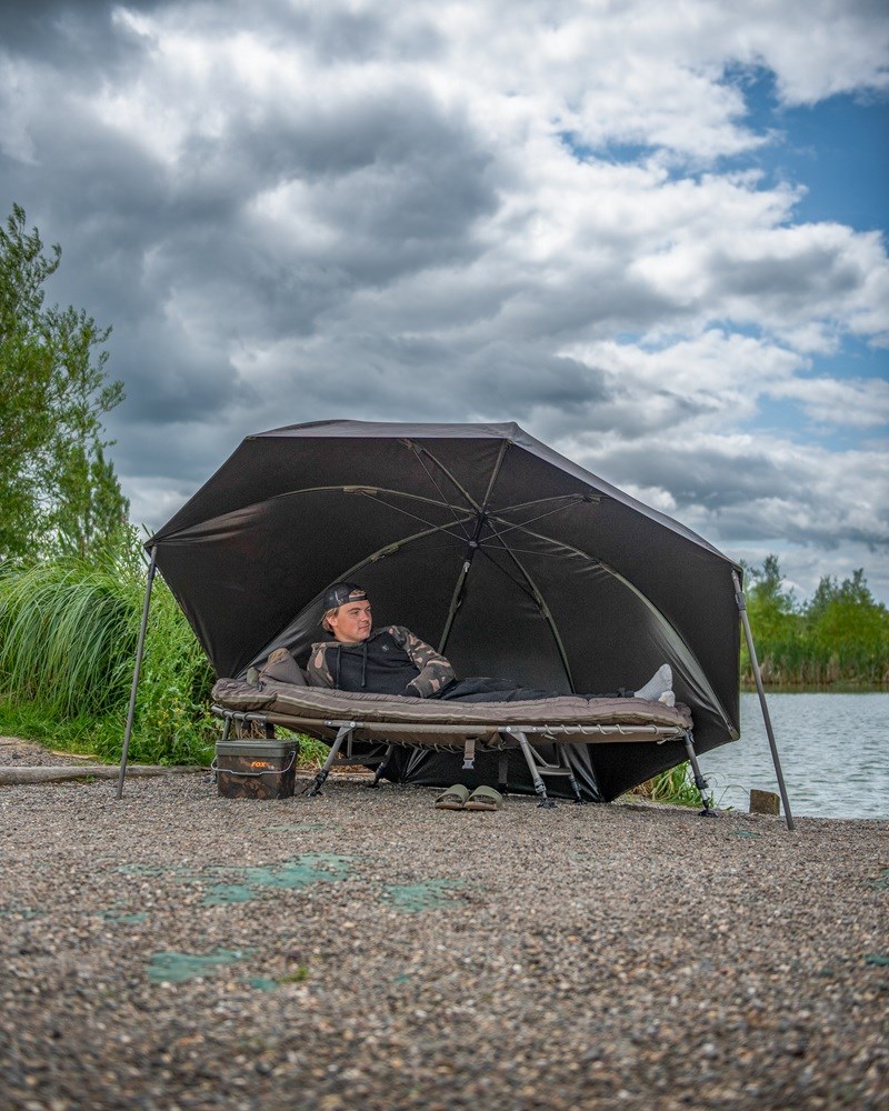 Fox Deštník 60" Brolly Camo (obrázek 9)
