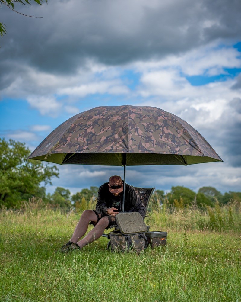 Fox Deštník 60" Brolly Camo (obrázek 11)