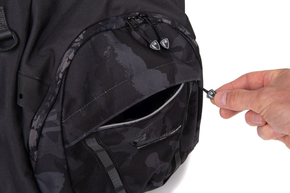 Fox Rage Batoh Camo Voyager Chest Pack (obrázek 10)