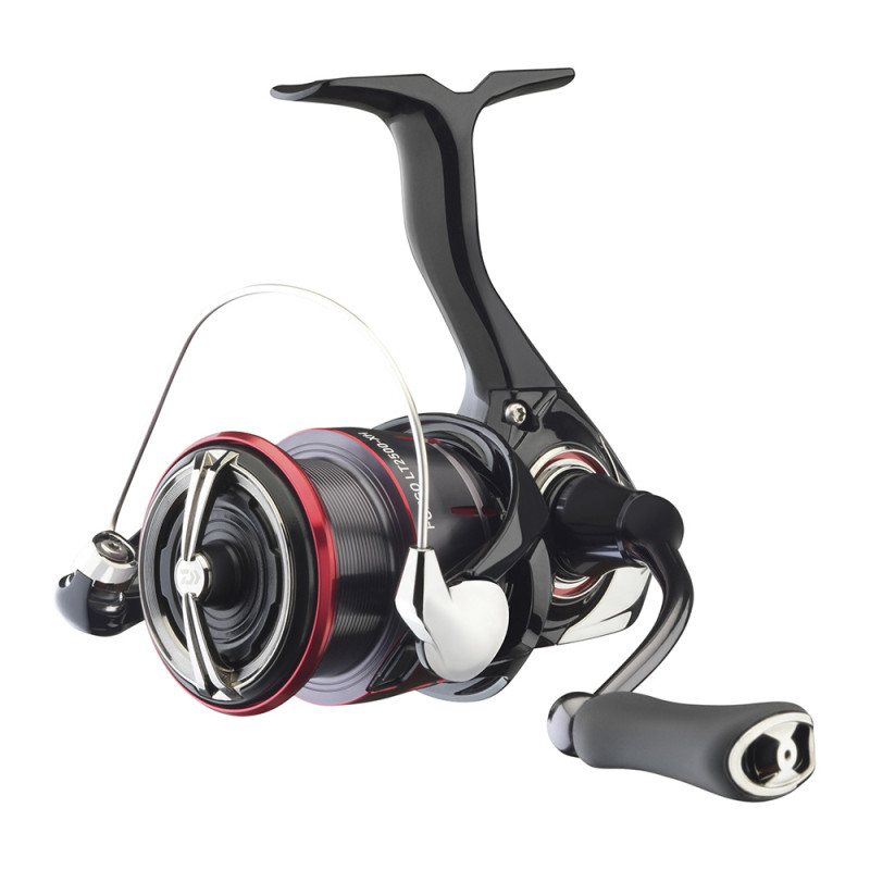 Daiwa Naviják 23 Fuego LT4000D-CXH