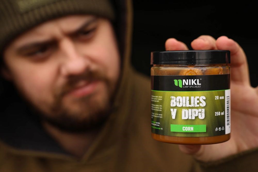 Nikl Boilies V Dipu Corn 250ml Průměr: 24mm (obrázek 7)
