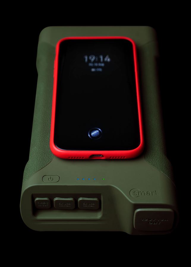 RidgeMonkey Powerbanka Vault C-Smart Wireless 77850mAh Green (obrázek 3)