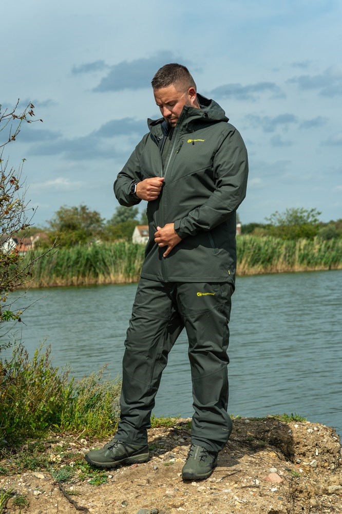 RidgeMonkey Bunda APEarel ThermaPro Waterproof Shell Coat Green Velikost: L (obrázek 3)