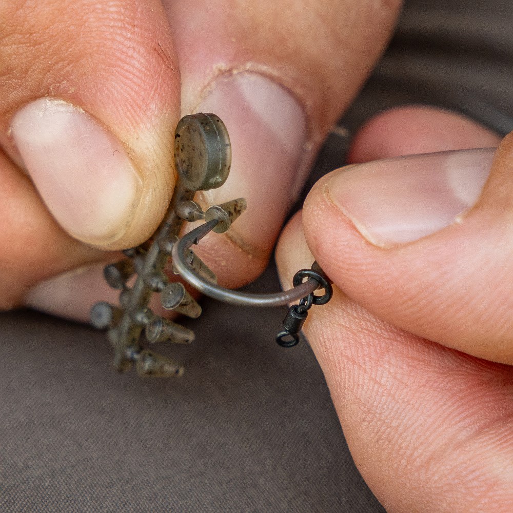 Avid Carp Zarážky Stoper Outline FleckTone Super Grip Hook Beads (obrázek 5)