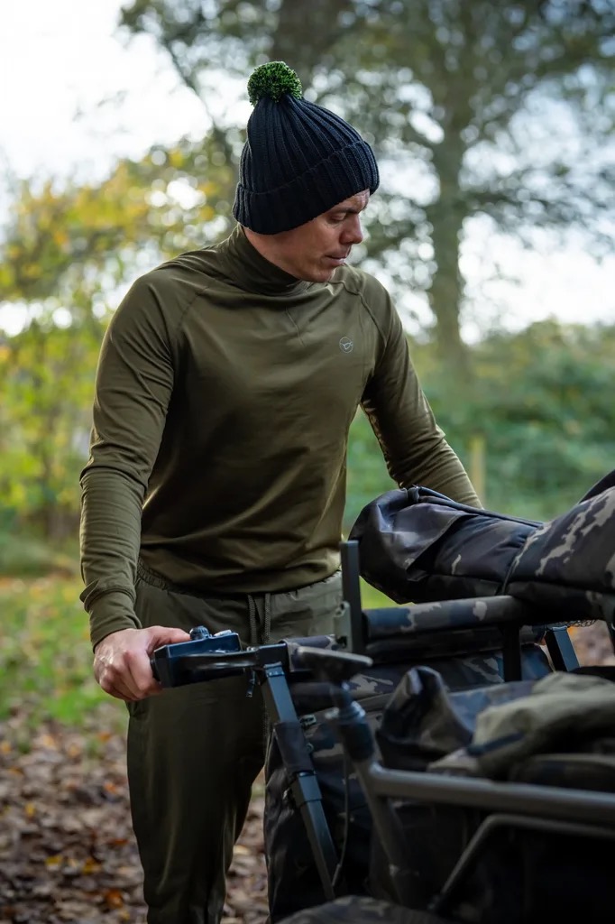 Korda Čepice Nanny Pat Hat Black (obrázek 3)