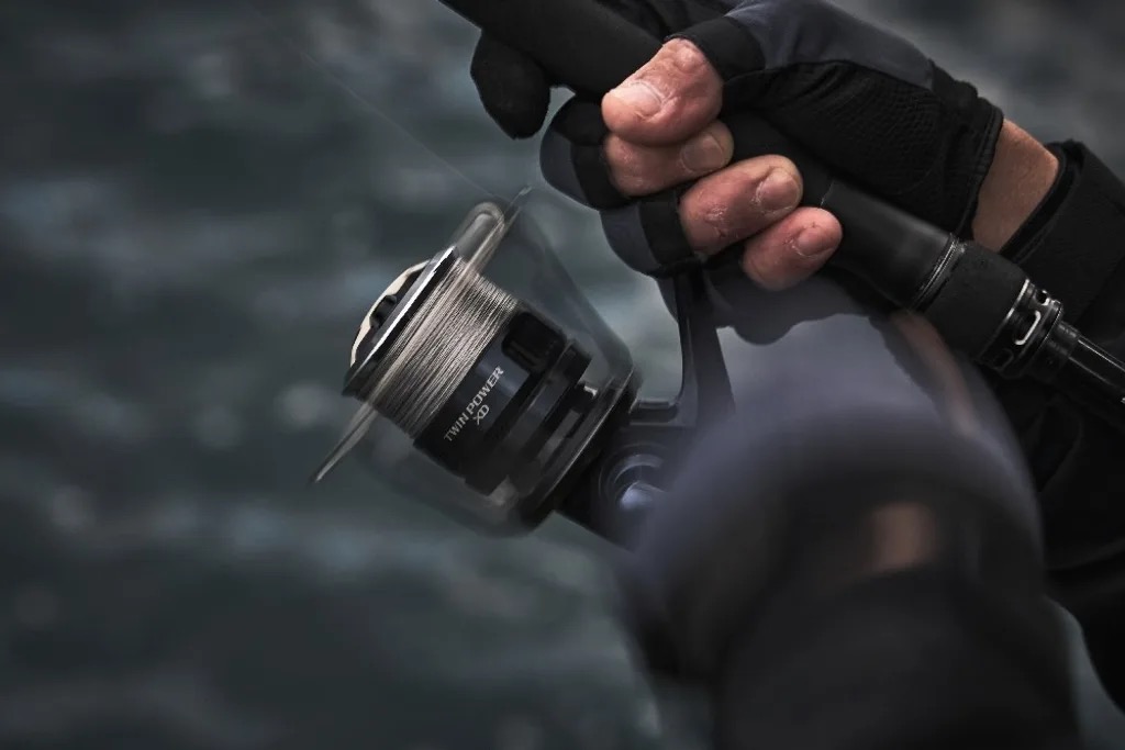 Shimano Naviják Twin Power XD FB 4000 PG (obrázek 8)