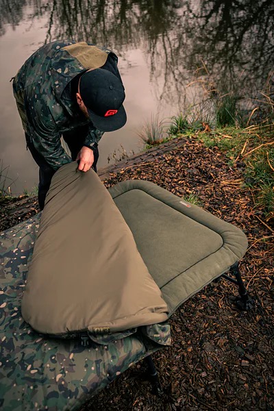 Trakker Products Trakker Lehátko RLX 8 Leg Wide (obrázek 8)