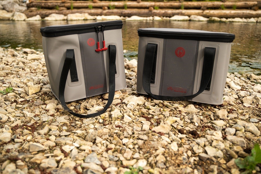 Fox Rage Taška Pro Series Welded Bags Medium (obrázek 7)
