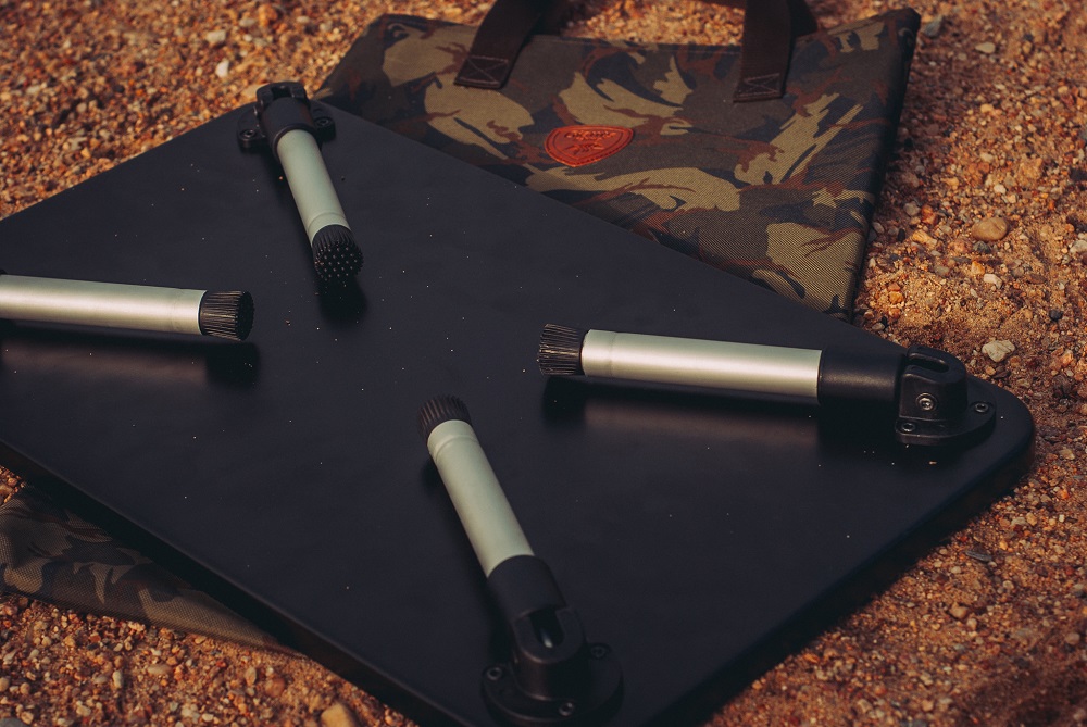 Giants Fishing Stolek Gaube Bivvy Table (obrázek 8)