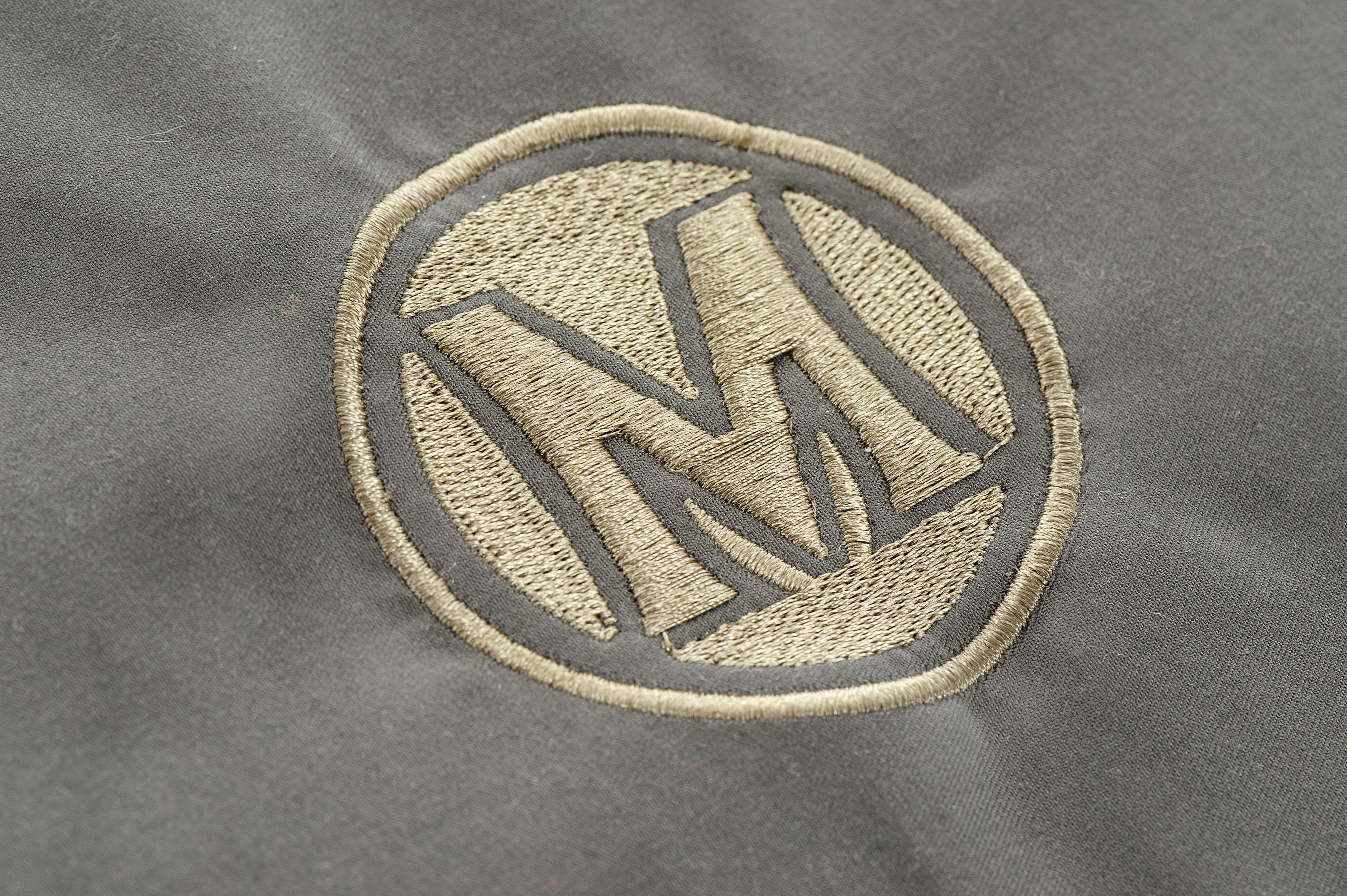 Mivardi Termo přehoz New Dynasty - Obrázek 5