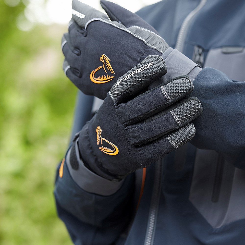 Savage Gear Rukavice All Weather Glove Black Barva: Black, Velikost: M - Obrázek 3