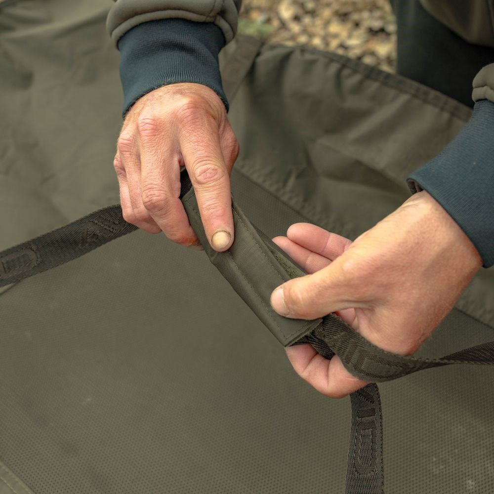Avid Carp podložka pod ryby Revolve Carp Cradle