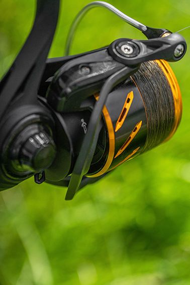 Naviják Korum Infernos SL Gold 4000