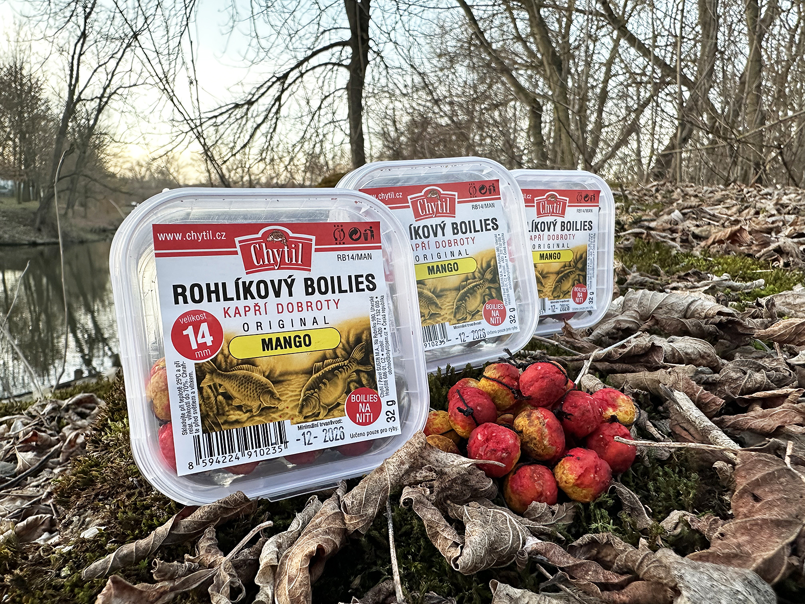 Rohlíkový boilies 14 mm, 32 g – JAHODA