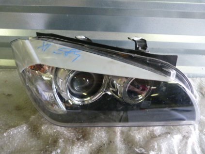 BMW X1 E84 Pravé Přední světlo Xenon