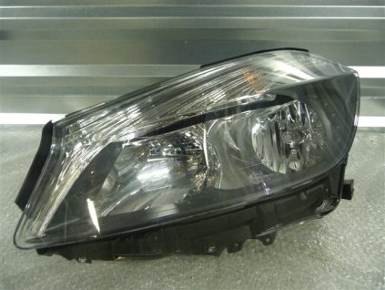 Mercedes-Benz A W176 Levé Přední světlo