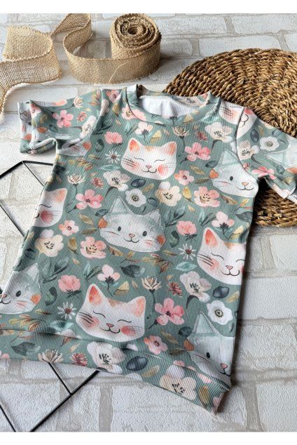 Vyberte si barvu a vzor 1