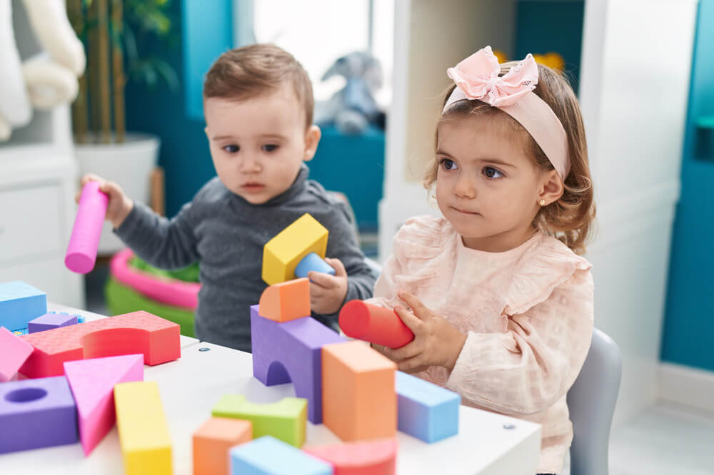 Hra s otvoreným koncom: Rozvíjajte kreativitu a fantáziu vašich detí