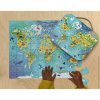 Puzzle mapa sveta v kufríku