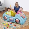 Detské nafukovacie autíčko Fisher-Price s loptičkami 119x79x51 cm