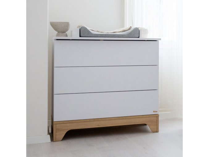 Biela komoda do detskej izby s tromi zásuvkami Lumina White