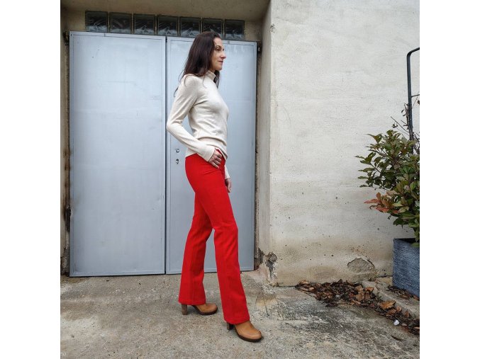 Dámske menčestrové nohavice Nymo červené 19232(veľkosť 36)