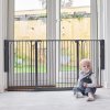 Univerzálna priestorová zábrana BabyDan CombiFit M, čierna, aj pre exteriér Univerzálna chráni deti aj psíkov a mačiatka.