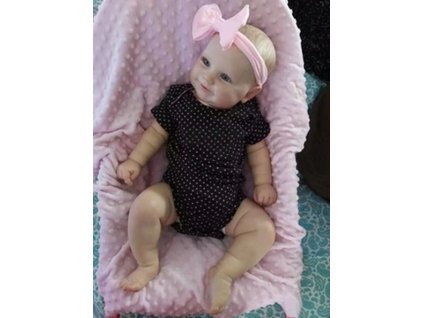 Reborn panenka  50 cm celo silikonová