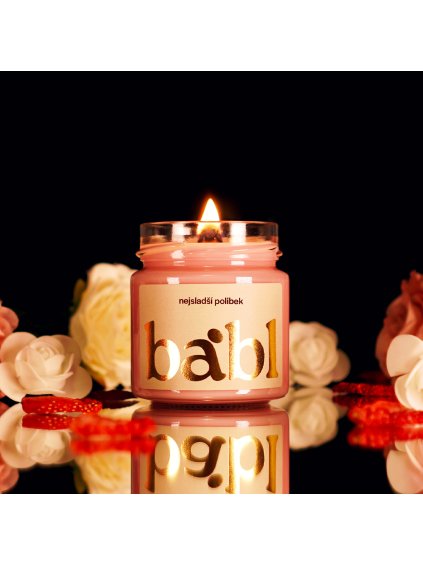 225 ml svíčka ze sojového vosku nejsladší polibek jahoda vanilka koláč babl.cz