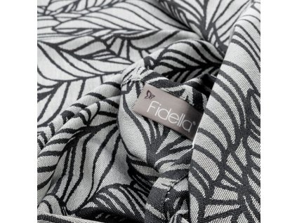 baby wrap dancing leaves black white size 6 460 cm