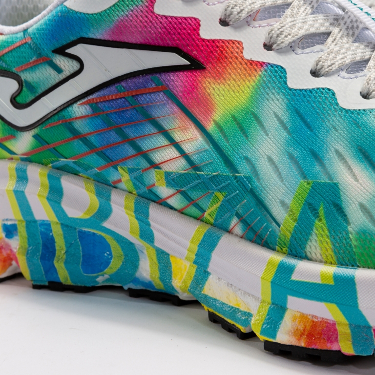 Boty při běhu mění pružící funkci lidského chodidla