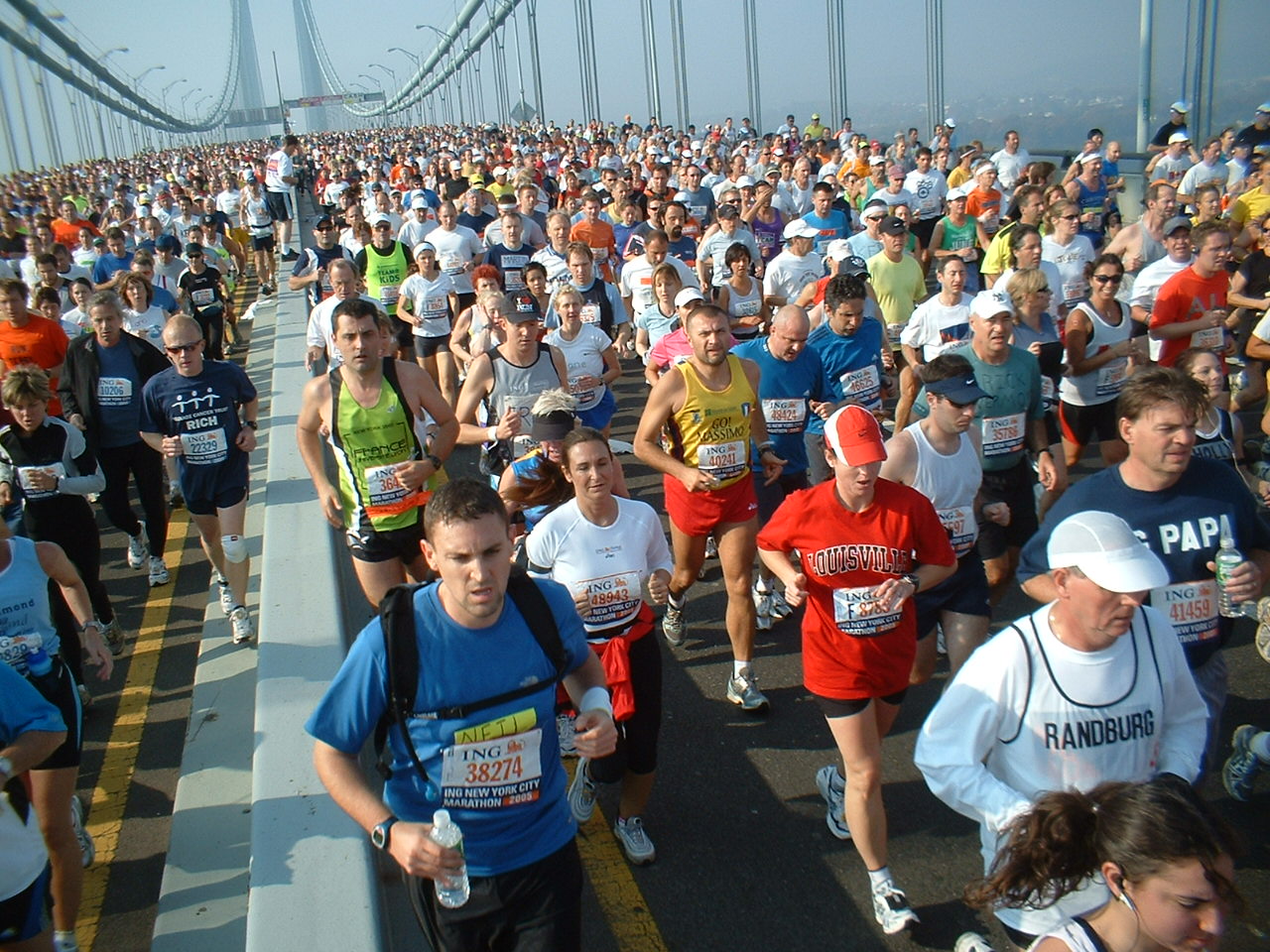 Jak ovlivní o jeden stupeň vyšší průměrná venkovní teplota výkon při maratonu??