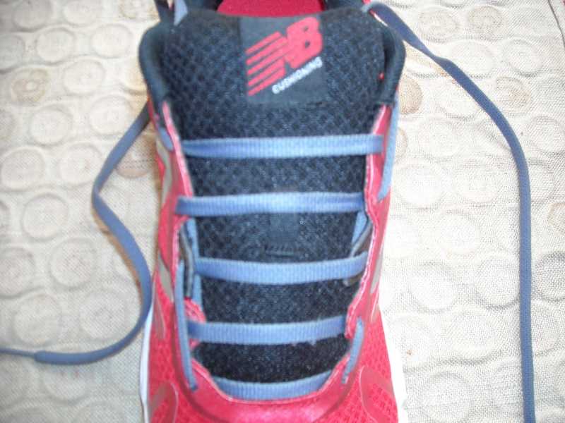 Šněrování běžecké obuvi při oteklých nohou