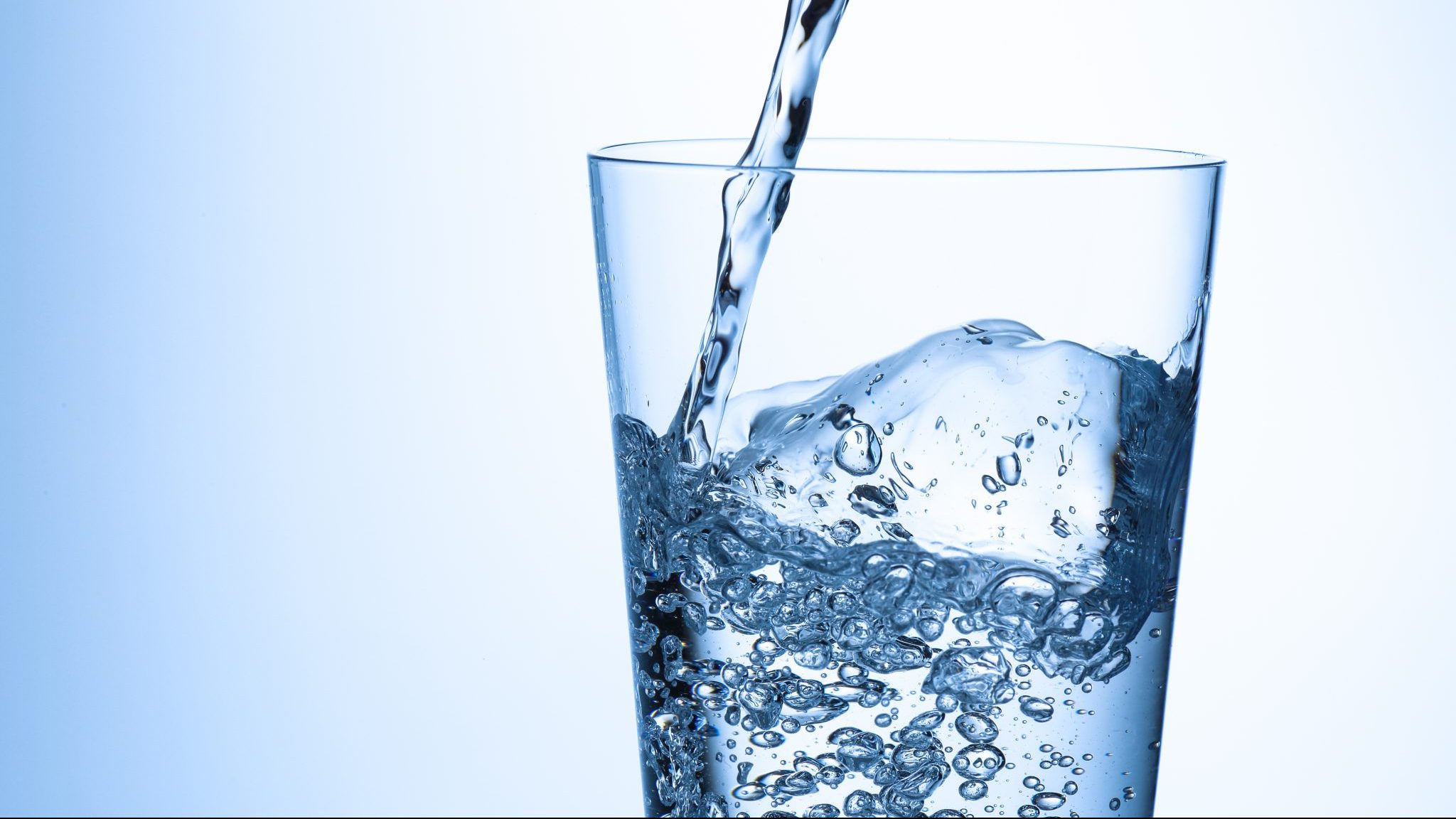 "Váha vody“ nejen v letních měsících - pitný režim