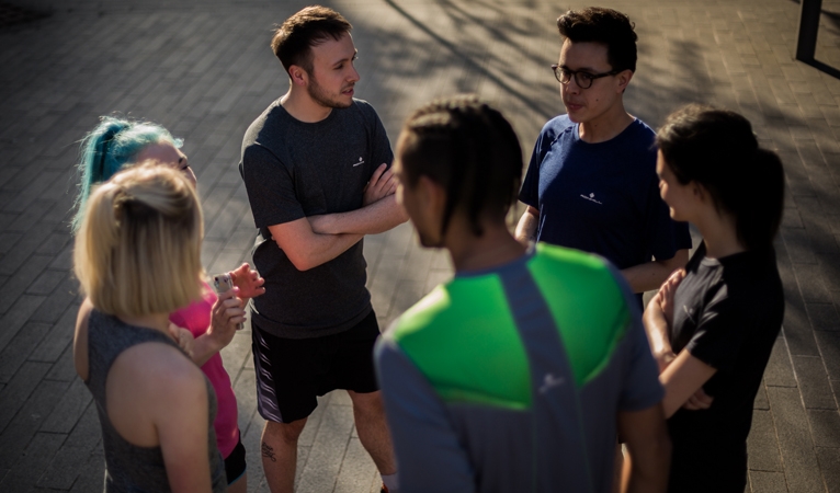 Maraton: stres z prostředí a dehydratace