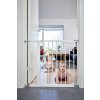 28420 8 tlakove upevnena zabrana zabrana babydan maja white se 2 prodlouzenimi 74 80 cm bila s indikatorem tlaku
