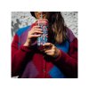 Skleněný cestovní hrnek s brčkem Liquid Cube Cherries 540 ml